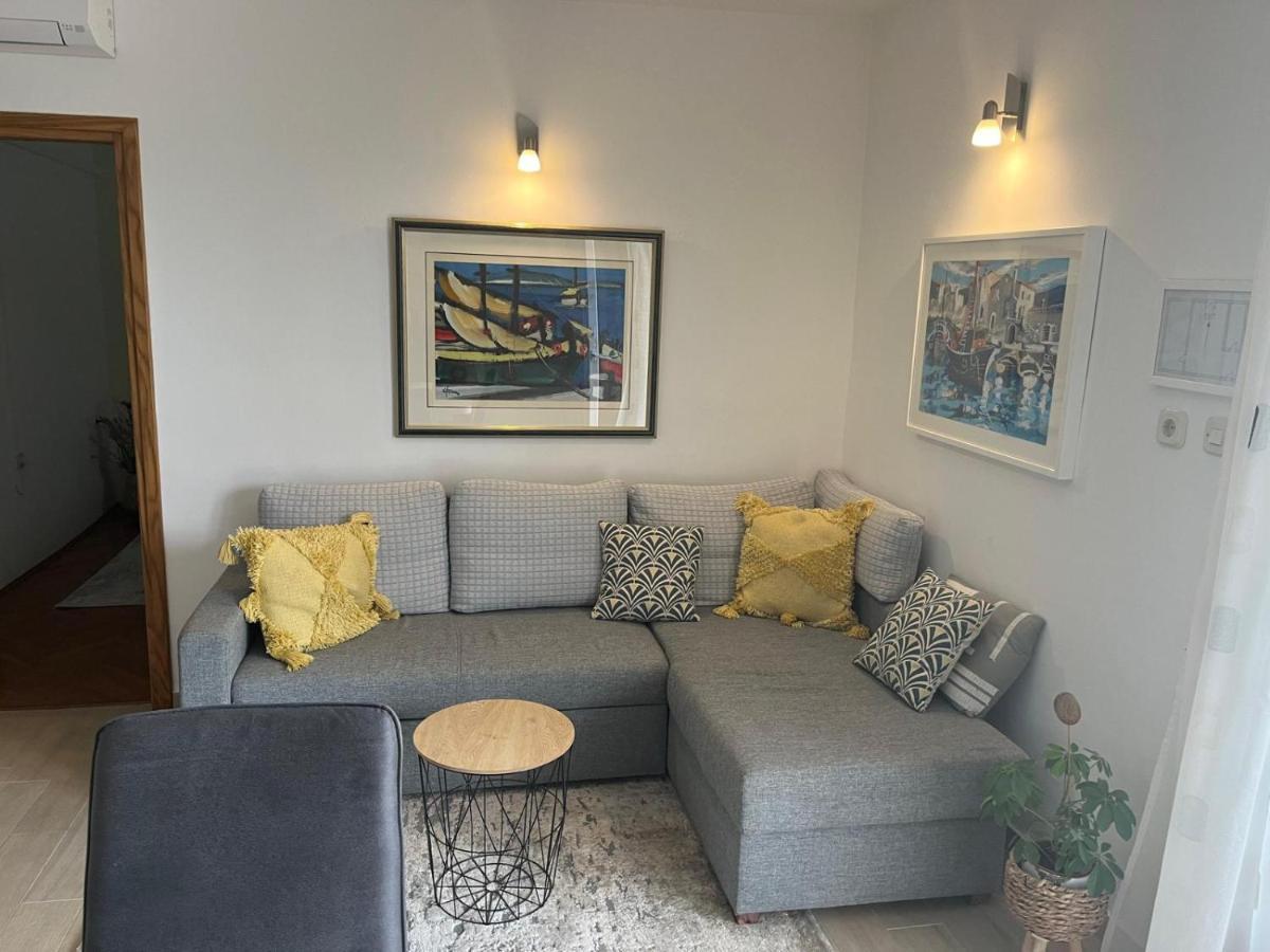 Apartmani Anica ริซิกา ภายนอก รูปภาพ